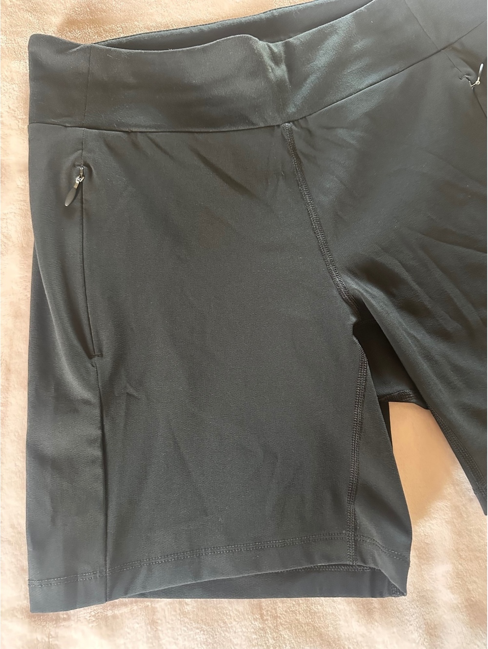 Columbia Sportswear Black Performance Shorts – Size Medium - Picture 2 of 7